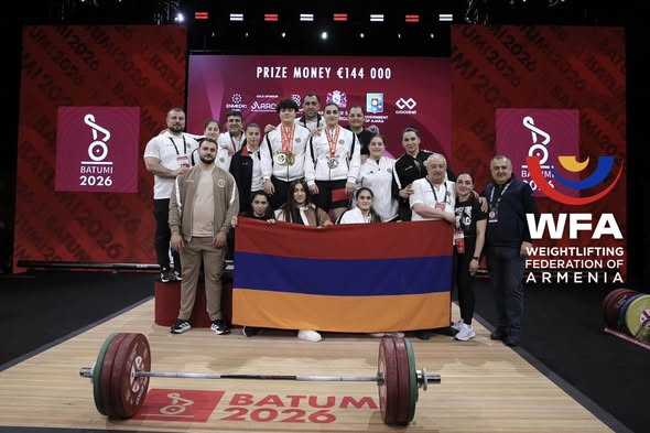 Այս նկարում մենք ամենաուժեղն ենք...